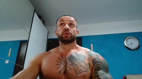 tridentmuscles online show from 10/05/25, 03:43