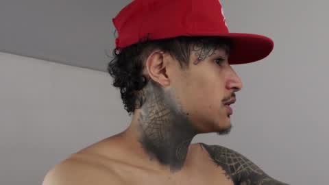 - trieone online show from 02/07/25, 05:10