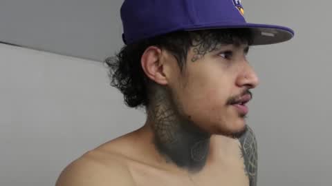 - trieone online show from 03/02/25, 02:51