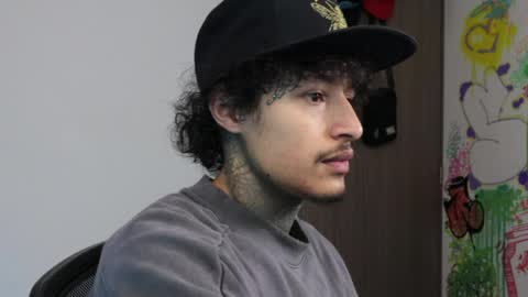 - trieone online show from 03/31/26, 02:28