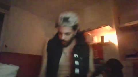 Snapshot of triestjoe chatting on 01/19/26, 12:25 triestjoe online show from 01/19/26, 12:25