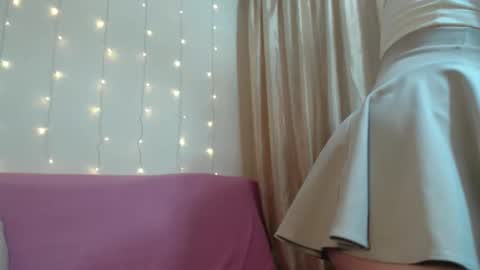 Snapshot of trioa chatting on 01/10/26, 10:39 Tony and Kristina wait you everyday start 2230-0000 GMT online show from 01/10/26, 10:39