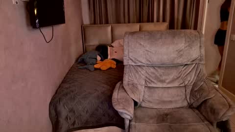 tripleprinces online show from 02/07/26, 05:05