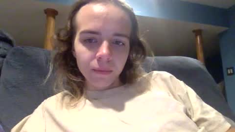 trippybb222 online show from 10/16/25, 09:49