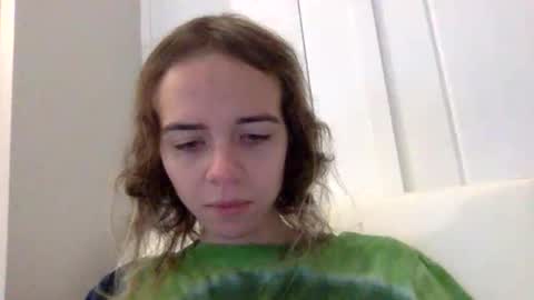 trippybb222 online show from 12/04/25, 02:32