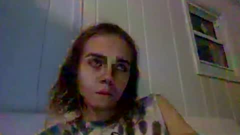 trippybb222 online show from 12/14/25, 01:00