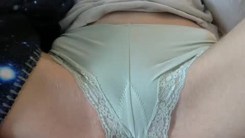 trippybb222 online show from 04/09/26, 02:00