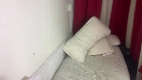 Snapshot of trishia00 chatting on 10/01/25, 09:04 Trishia00 online show from 10/01/25, 09:04