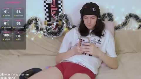 Max  online show from 02/14/26, 08:05