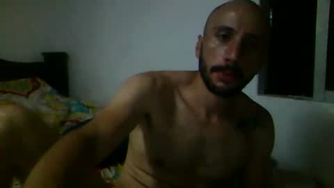 Snapshot of tristan_drumm chatting on 09/27/25, 01:43 tristan online show from 09/27/25, 01:43