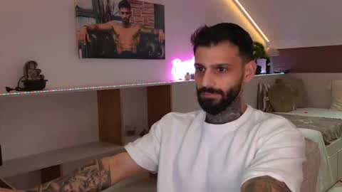 Snapshot of tristangreyaura chatting on 02/15/26, 07:51 Trystan Grey online show from 02/15/26, 07:51