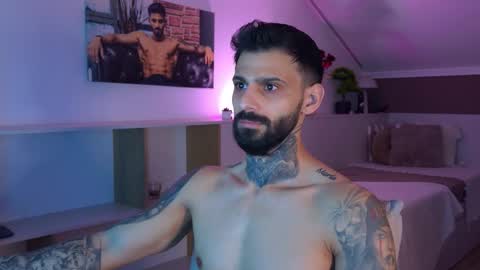 Snapshot of tristangreyaura chatting on 02/18/26, 06:09 Trystan Grey online show from 02/18/26, 06:09