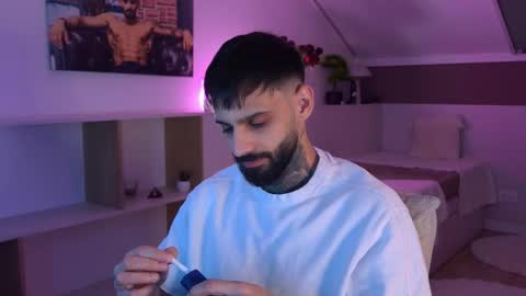 Snapshot of tristangreyaura chatting on 02/23/26, 07:06 Trystan Grey online show from 02/23/26, 07:06