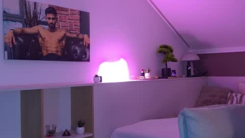 Snapshot of tristangreyaura chatting on 03/01/26, 06:37 Trystan Grey online show from 03/01/26, 06:37