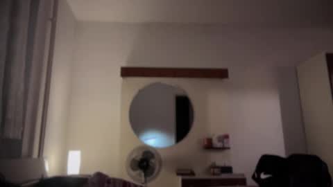 Triton online show from 09/15/25, 02:44