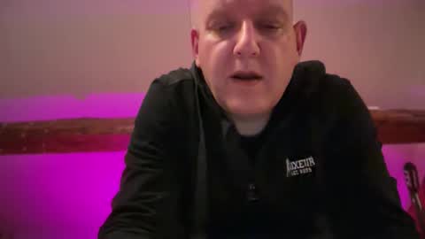 Triton online show from 10/01/25, 12:49