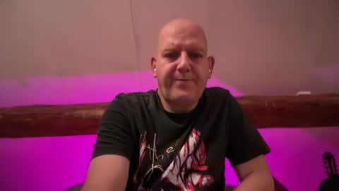 Triton online show from 11/30/25, 01:09