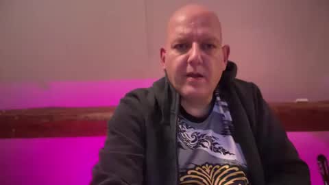 Triton online show from 03/10/26, 04:06