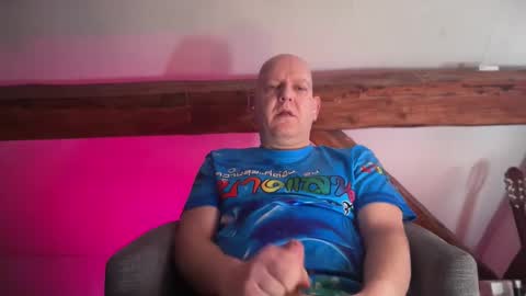 Triton online show from 04/09/26, 02:55