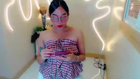 trixie_foxslut online show from 01/06/26, 10:19