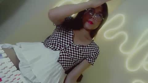 trixie_foxslut online show from 01/17/26, 11:48
