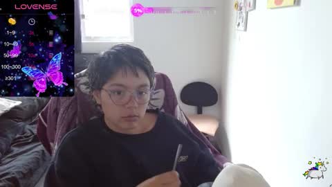 Kitty online show from 11/16/25, 06:02