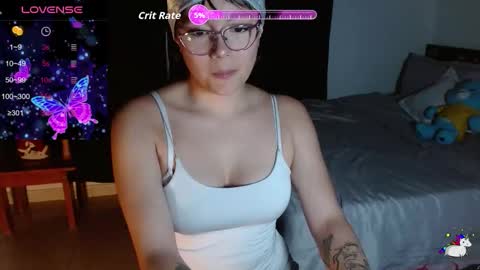 Kitty online show from 11/26/25, 04:24