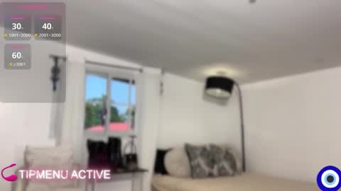 trixieemerald online show from 03/28/26, 12:21