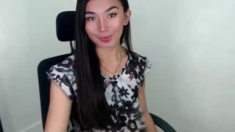 trixieliciouss online show from 10/13/25, 03:12