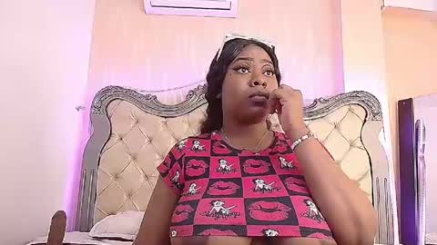 TrixieMar online show from 01/05/25, 07:49