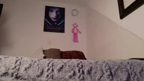 Snapshot of trixx_01 chatting on 12/15/24, 06:07 trixx_01 online show from 12/15/24, 06:07