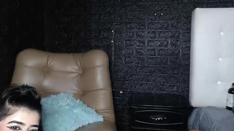 Snapshot of trixxiee_ chatting on 02/18/25, 01:54 trixxiee_ online show from 02/18/25, 01:54