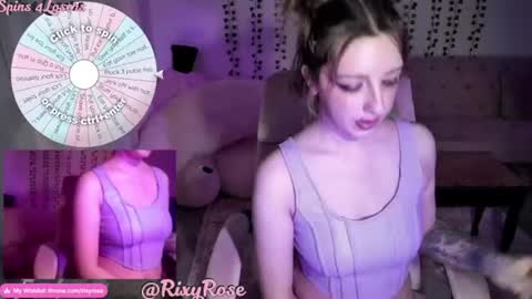 Snapshot of trixyrose chatting on 07/21/26, 05:43 RixyRose online show from 07/21/26, 05:43