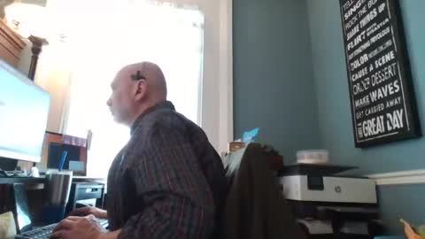 Snapshot of trodgers136 chatting on 02/19/25, 07:05 TRodgers online show from 02/19/25, 07:05
