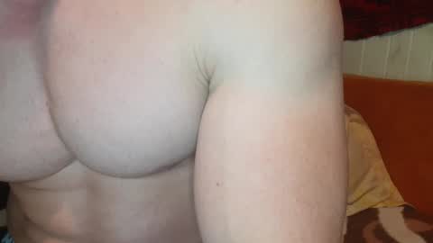 Snapshot of troncq chatting on 12/17/24, 03:49 Troncq online show from 12/17/24, 03:49