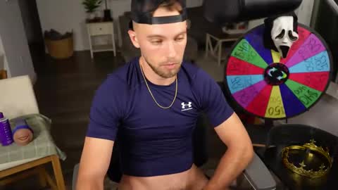 Troy Green online show from 10/20/25, 01:50