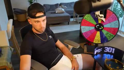 Troy Green online show from 10/20/25, 09:37