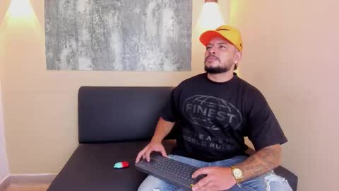 Troy online show from 03/24/26, 03:33