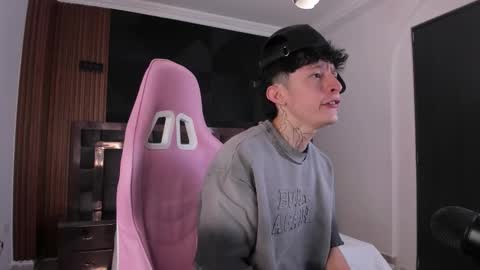 Troy online show from 09/12/25, 07:25