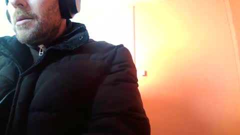 Snapshot of truble1 chatting on 02/11/26, 09:03 eros online show from 02/11/26, 09:03