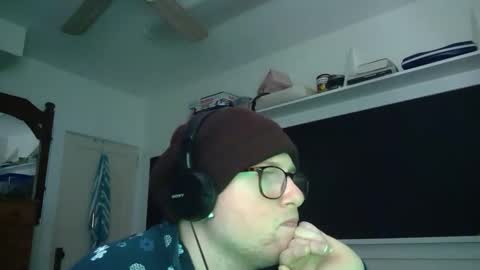 Snapshot of true_manofworth chatting on 12/02/24, 05:48 HandicappedLaugher online show from 12/02/24, 05:48