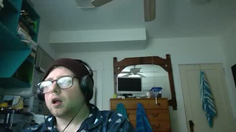 Snapshot of true_manofworth chatting on 12/03/24, 05:53 HandicappedLaugher online show from 12/03/24, 05:53