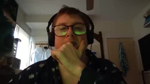 Snapshot of true_manofworth chatting on 12/04/24, 04:38 HandicappedLaugher online show from 12/04/24, 04:38