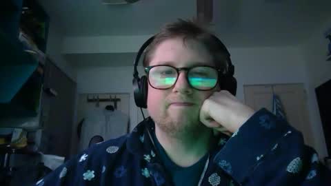 Snapshot of true_manofworth chatting on 12/05/24, 04:53 HandicappedLaugher online show from 12/05/24, 04:53