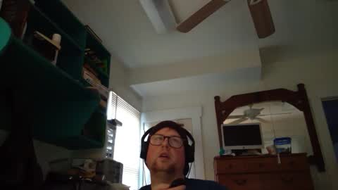 Snapshot of true_manofworth chatting on 01/03/25, 07:50 HandicappedLaugher online show from 01/03/25, 07:50