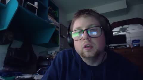 Snapshot of true_manofworth chatting on 01/07/25, 06:59 HandicappedLaugher online show from 01/07/25, 06:59
