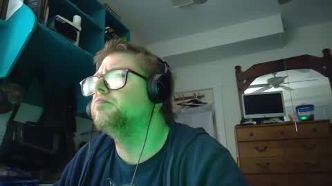 Snapshot of true_manofworth chatting on 01/09/25, 07:52 HandicappedLaugher online show from 01/09/25, 07:52
