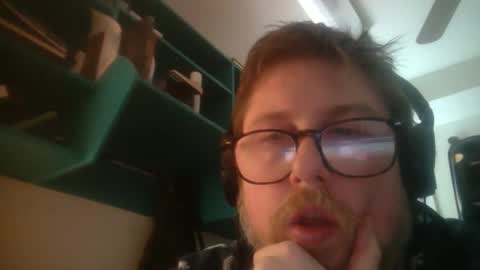 Snapshot of true_manofworth chatting on 02/25/25, 06:53 HandicappedLaugher online show from 02/25/25, 06:53