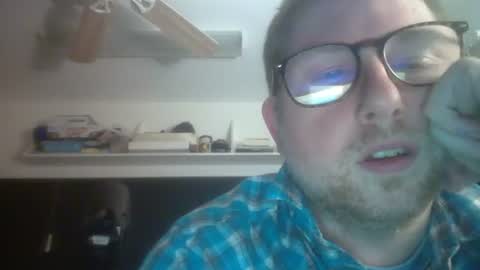 Snapshot of true_manofworth chatting on 06/22/26, 03:08 HandicappedLaugher online show from 06/22/26, 03:08