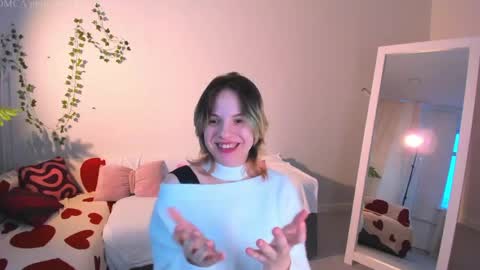 Snapshot of true_voice chatting on 05/23/26, 05:12 Emma online show from 05/23/26, 05:12